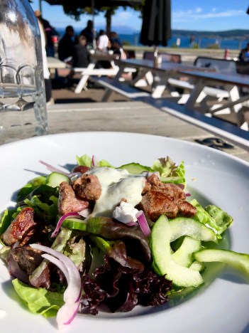 Lunch by Lake Taupo in New Zealand